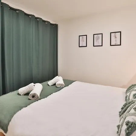 Holiday home Les Gazelles - Maison Au Pied De La *